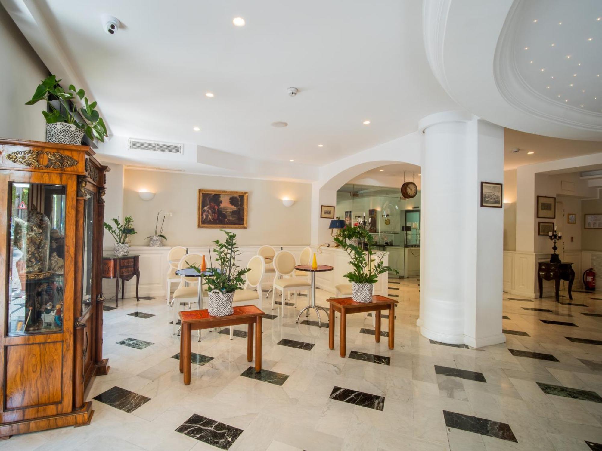 Hotel Central Wellness Sorrento Luaran gambar