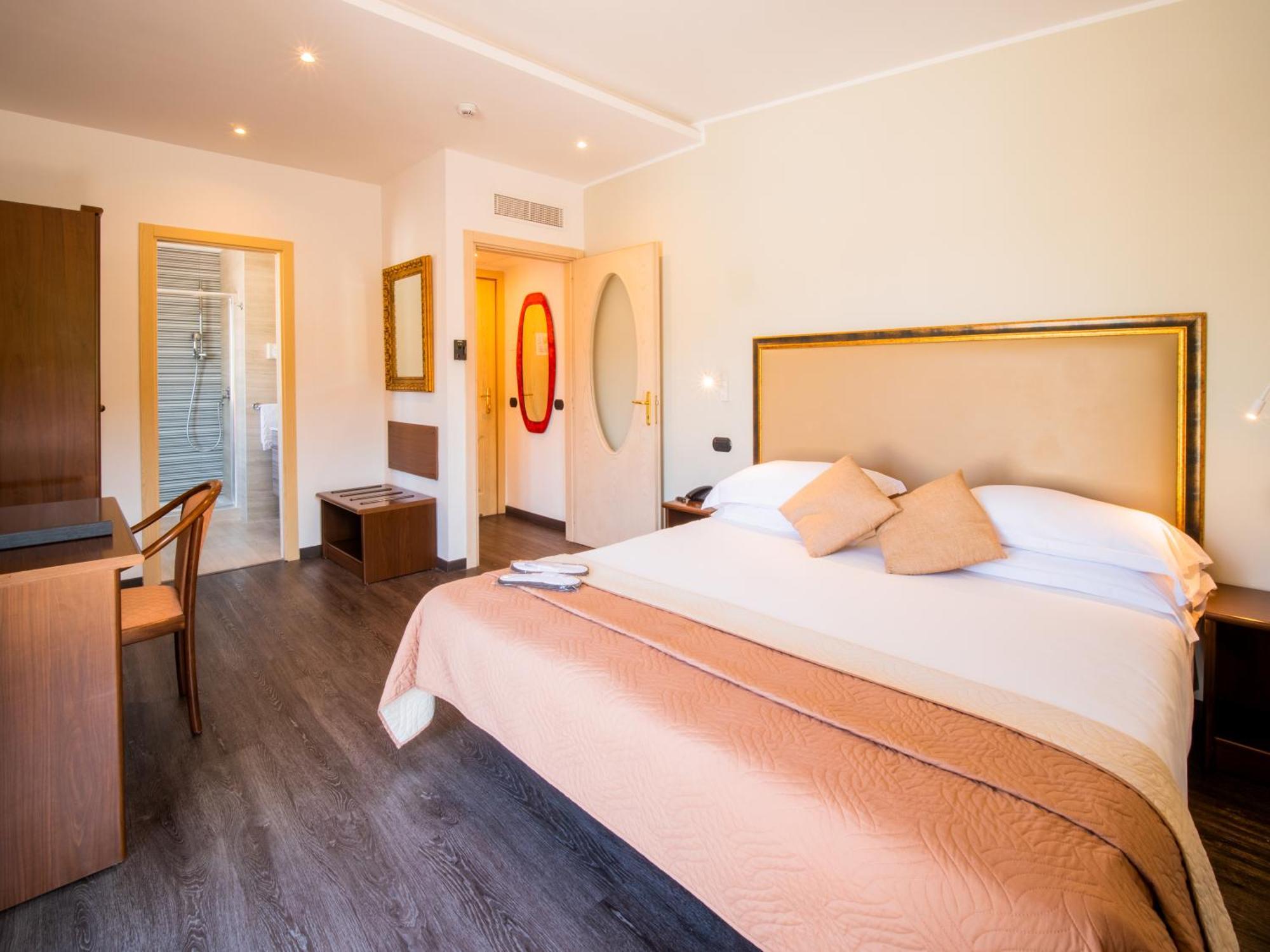 Hotel Central Wellness Sorrento Luaran gambar