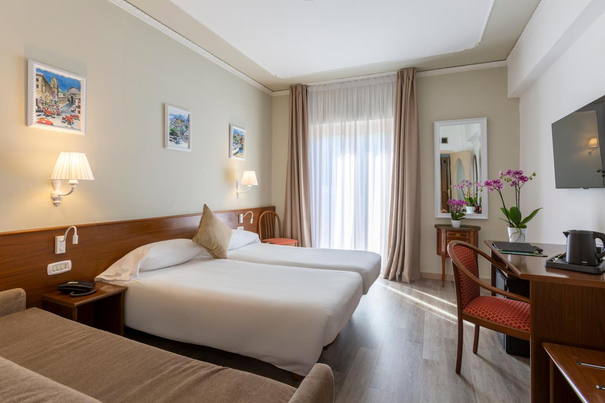 Hotel Central Wellness Sorrento Luaran gambar
