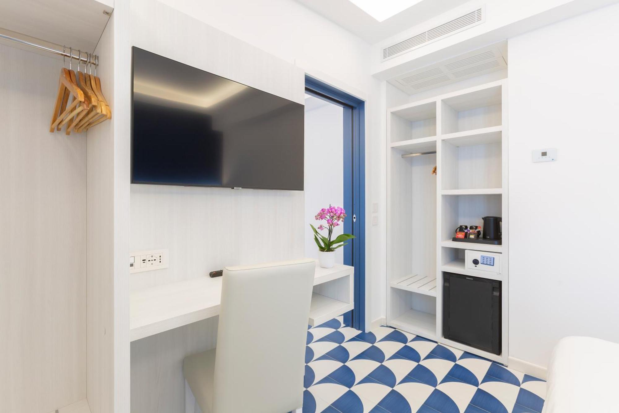 Hotel Central Wellness Sorrento Luaran gambar