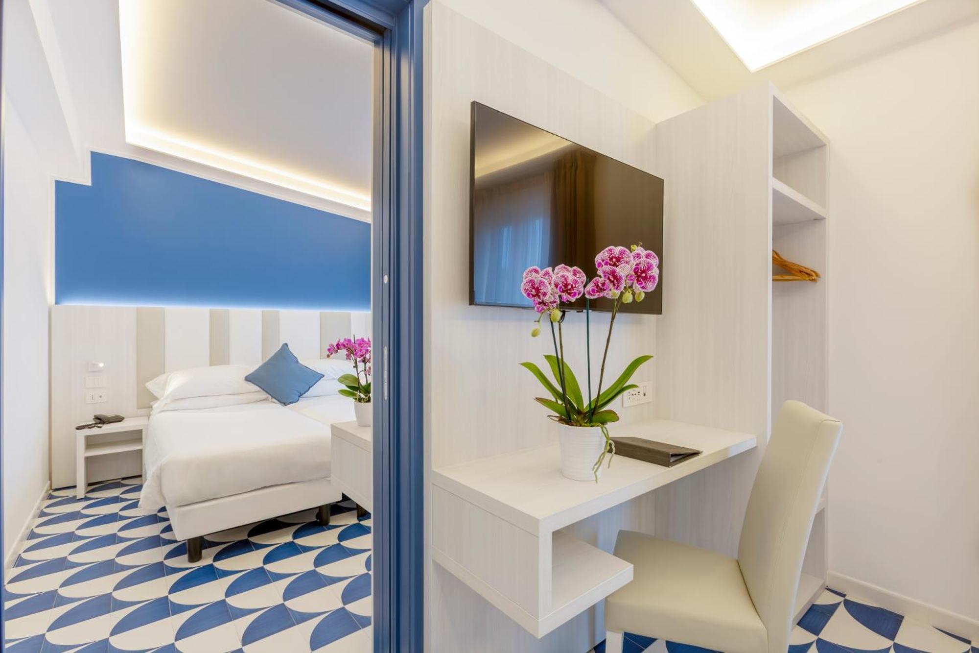 Hotel Central Wellness Sorrento Luaran gambar