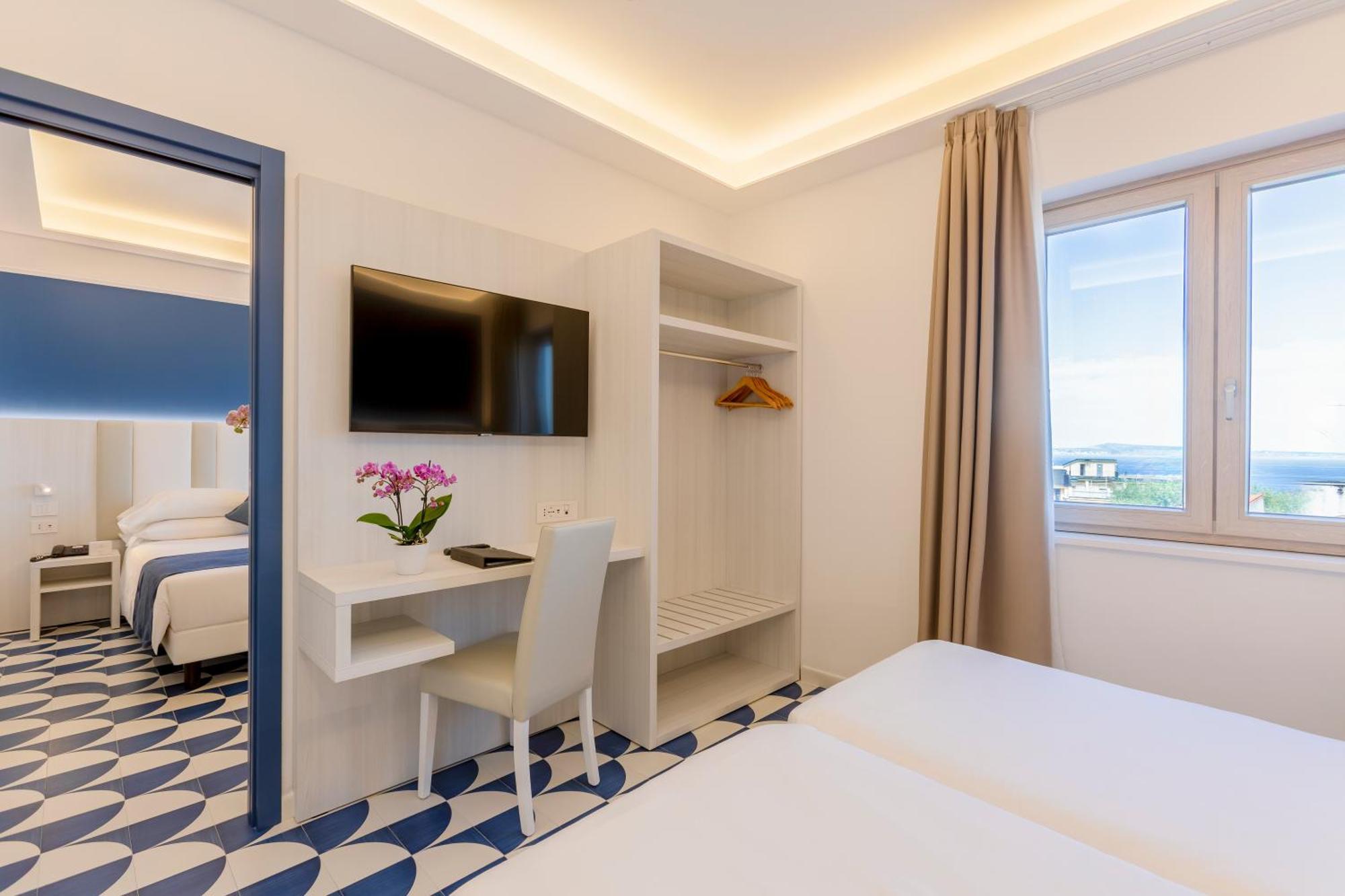 Hotel Central Wellness Sorrento Luaran gambar