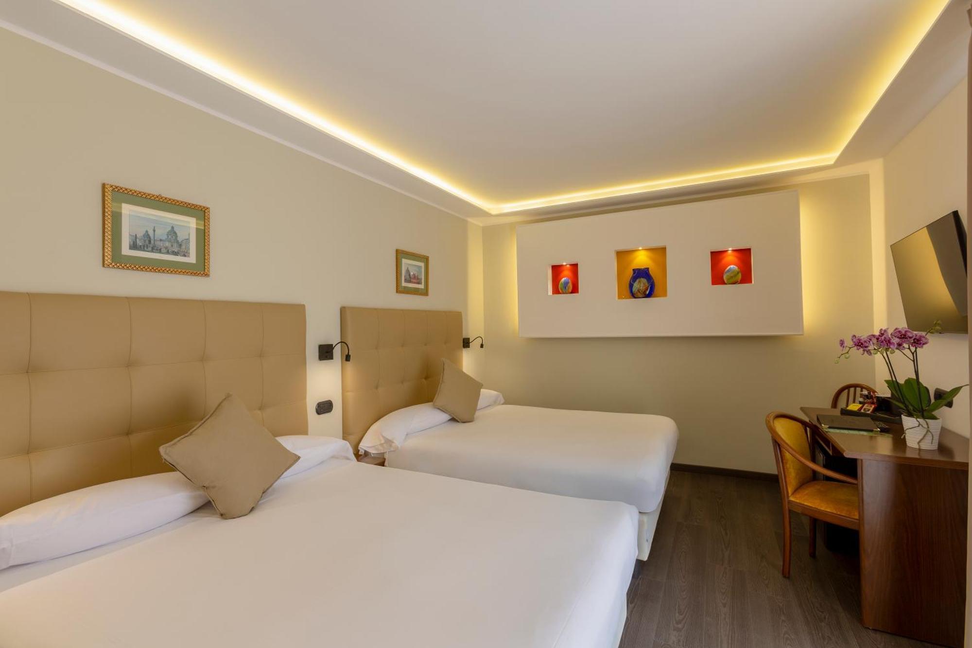 Hotel Central Wellness Sorrento Luaran gambar